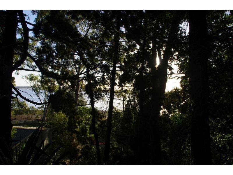 192 The Esplanade, Karragarra Island QLD 4184