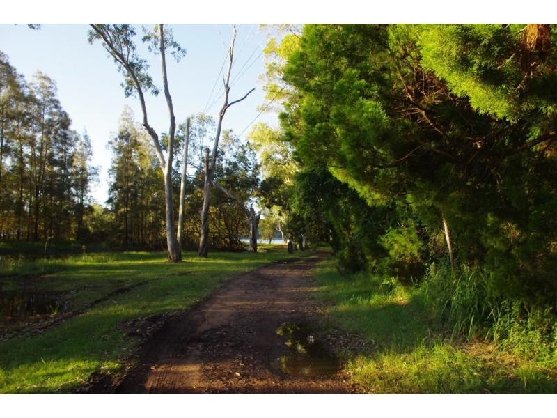 192 The Esplanade, Karragarra Island QLD 4184