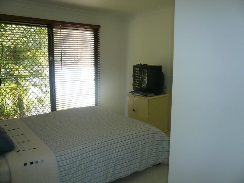 7 Leanne Street, Macleay Island QLD 4184