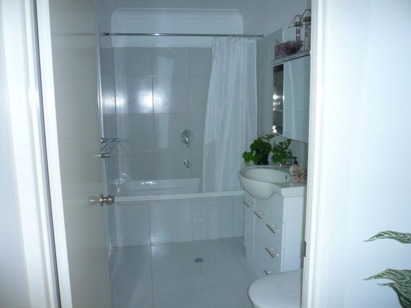 7 Leanne Street, Macleay Island QLD 4184