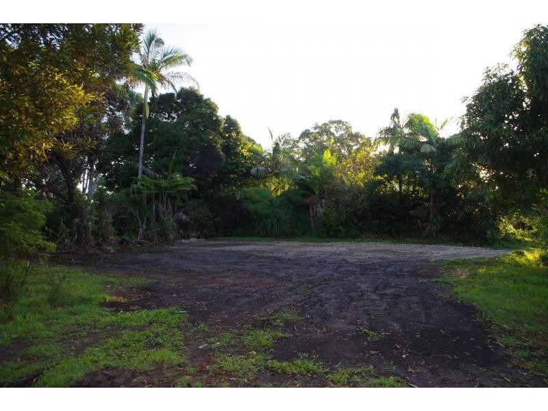 2 Nina Street, Karragarra Island QLD 4184