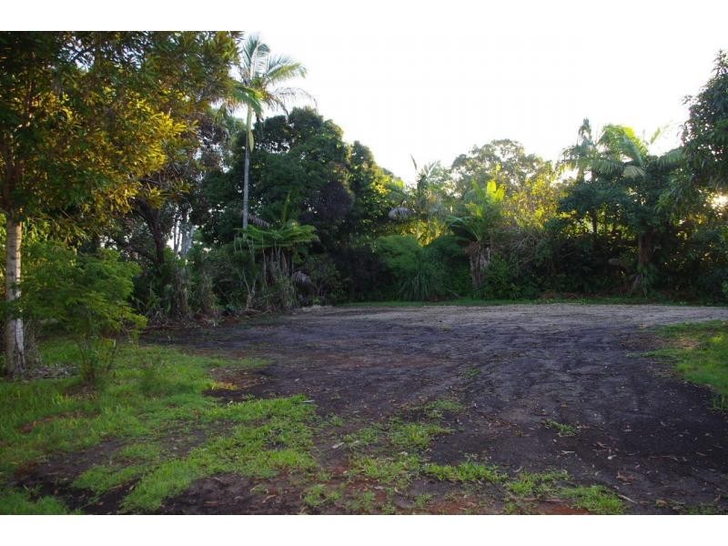 2 Nina Street, Karragarra Island QLD 4184