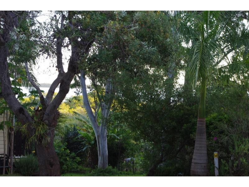 2 Nina Street, Karragarra Island QLD 4184