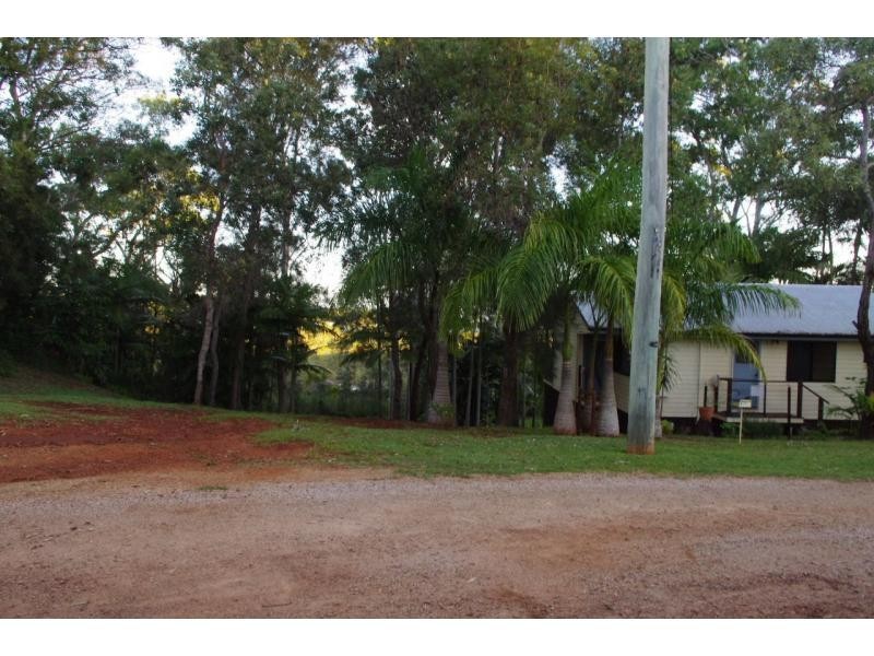 2 Nina Street, Karragarra Island QLD 4184