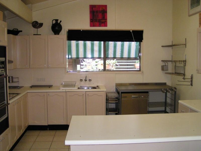 1 Treasure Island Avenue, Karragarra Island QLD 4184