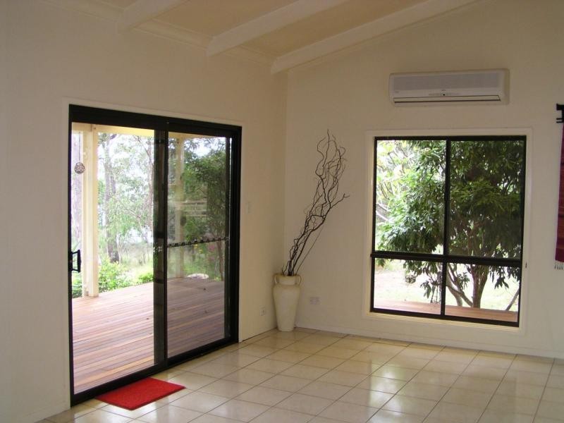 1 Treasure Island Avenue, Karragarra Island QLD 4184