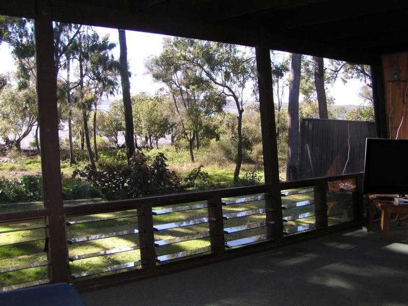 3 Treasure Island Avenue, Karragarra Island QLD 4184