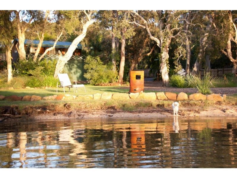 34 Marine. Street, Macleay Island QLD 4184