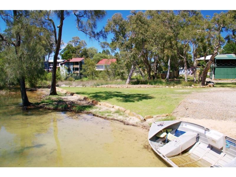34 Marine. Street, Macleay Island QLD 4184