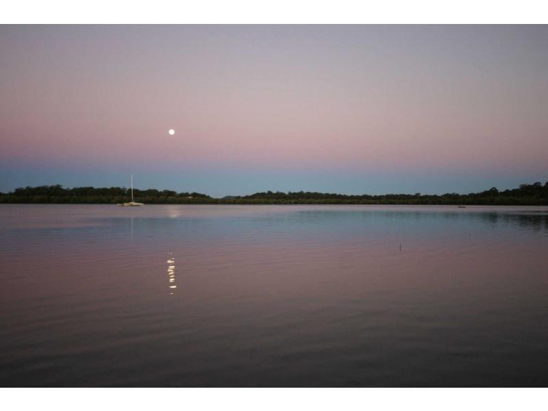 34 Marine. Street, Macleay Island QLD 4184