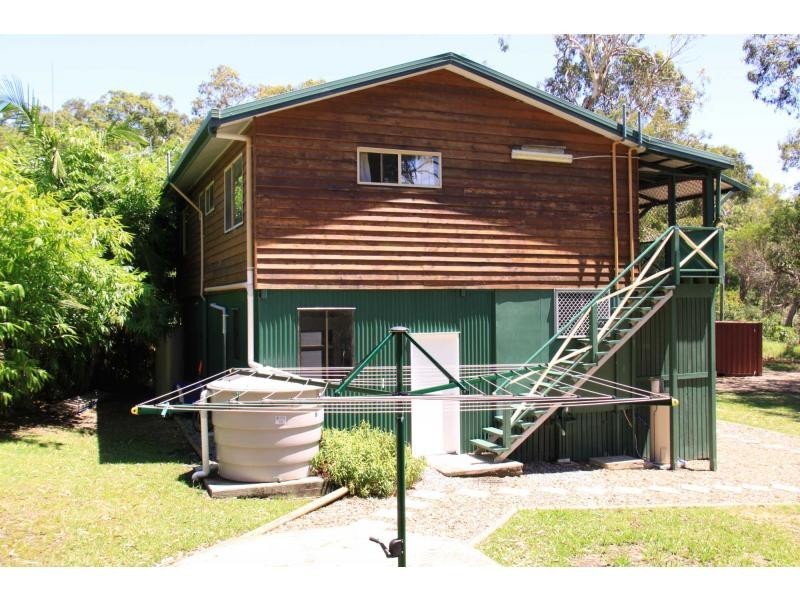 34 Marine. Street, Macleay Island QLD 4184