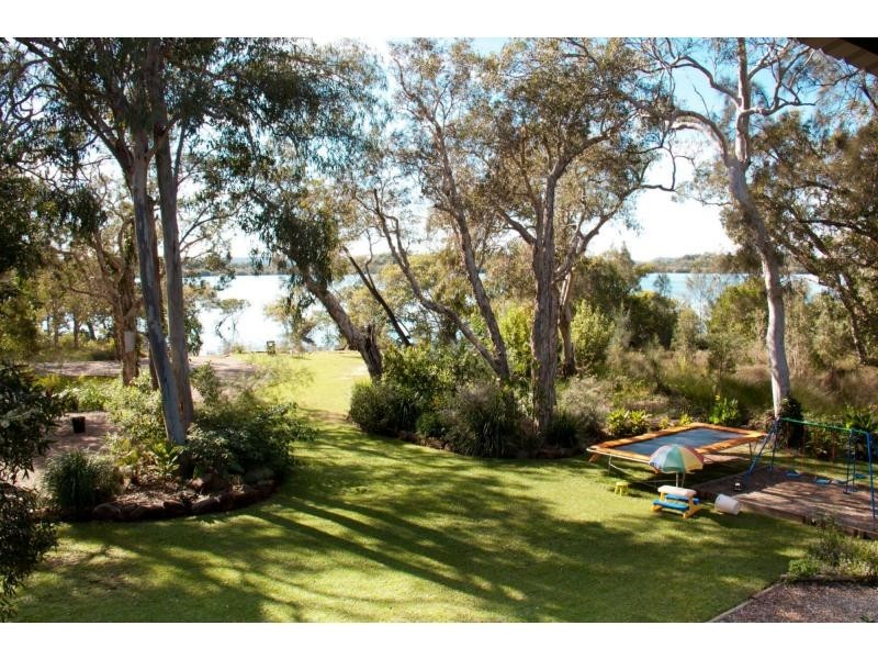 34 Marine. Street, Macleay Island QLD 4184