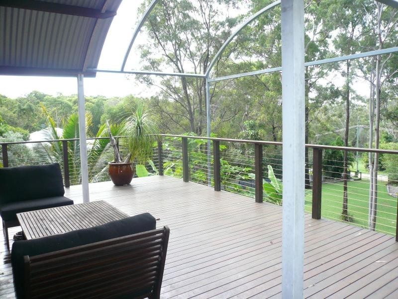 11 Weeroona Avenue, Macleay Island QLD 4184