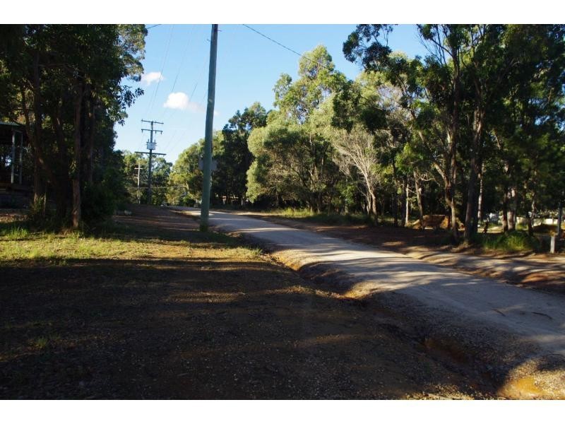 11 Pier Haven, Lamb Island QLD 4184