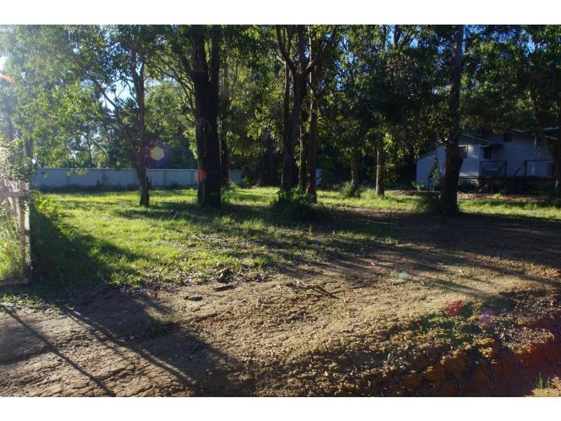 11 Pier Haven, Lamb Island QLD 4184