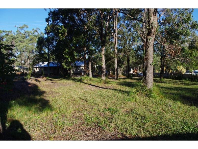 11 Pier Haven, Lamb Island QLD 4184