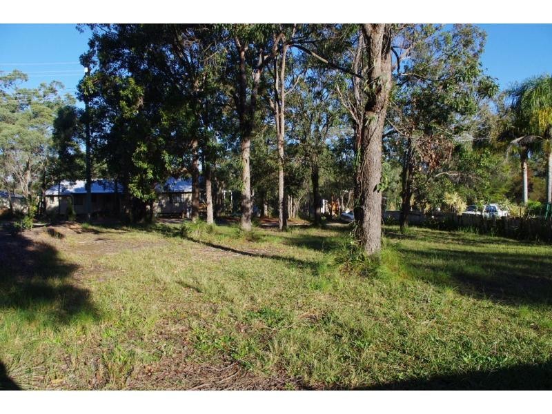 11 Pier Haven, Lamb Island QLD 4184
