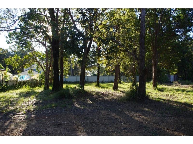 11 Pier Haven, Lamb Island QLD 4184