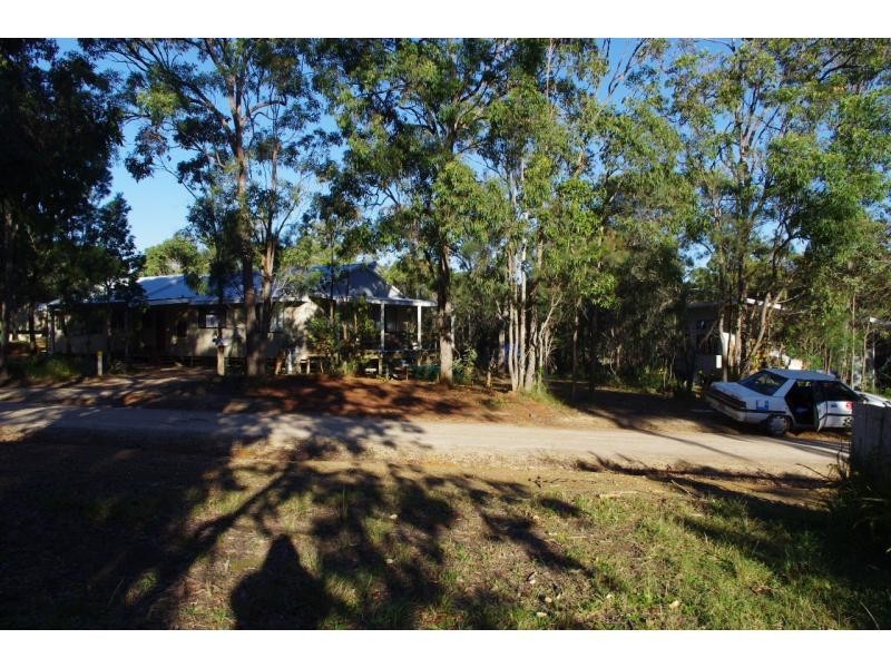 11 Pier Haven, Lamb Island QLD 4184