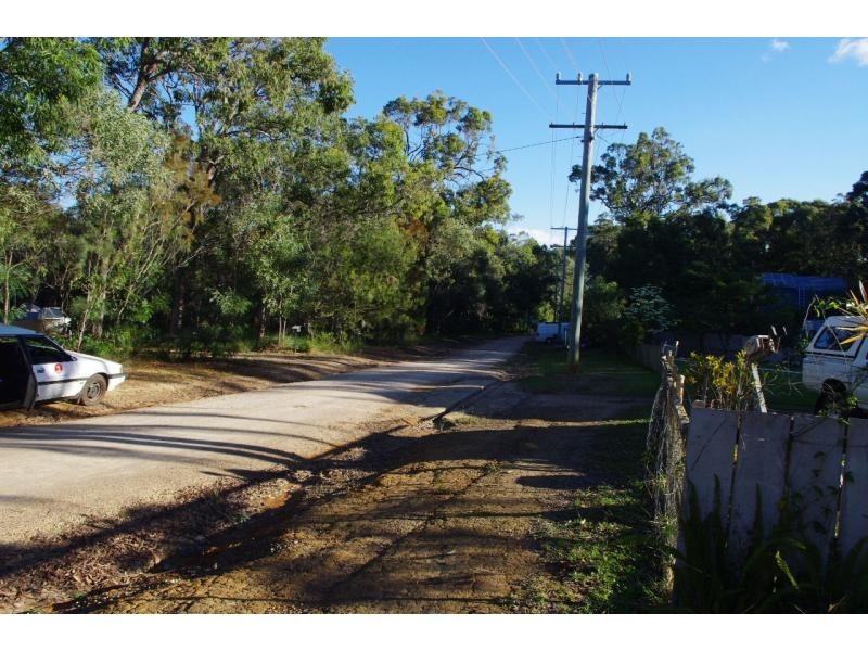 11 Pier Haven, Lamb Island QLD 4184