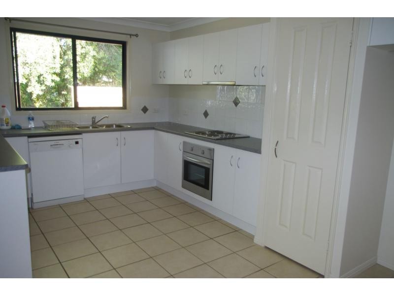 15 Kevin Street, Macleay Island QLD 4184