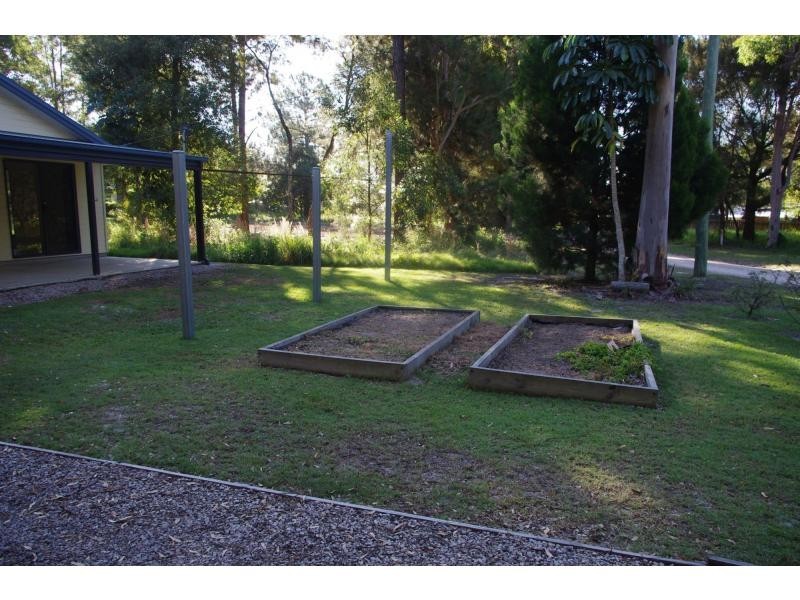 15 Kevin Street, Macleay Island QLD 4184