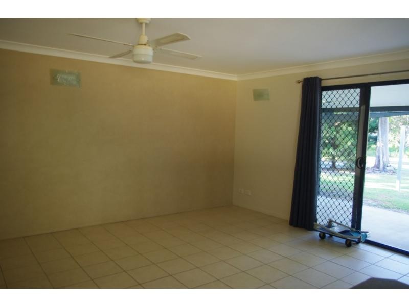 15 Kevin Street, Macleay Island QLD 4184