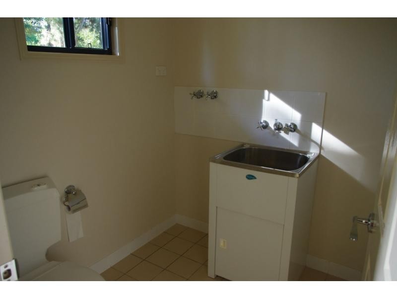 15 Kevin Street, Macleay Island QLD 4184