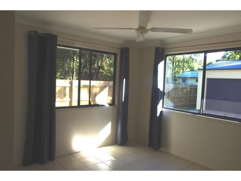 15 Kevin Street, Macleay Island QLD 4184