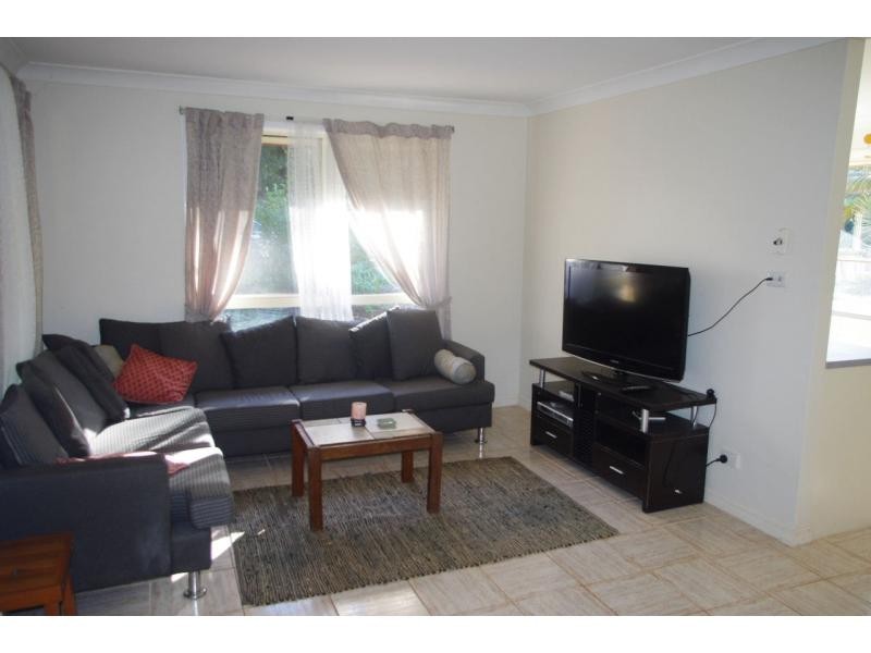 24 Treasure Island Avenue, Karragarra Island QLD 4184