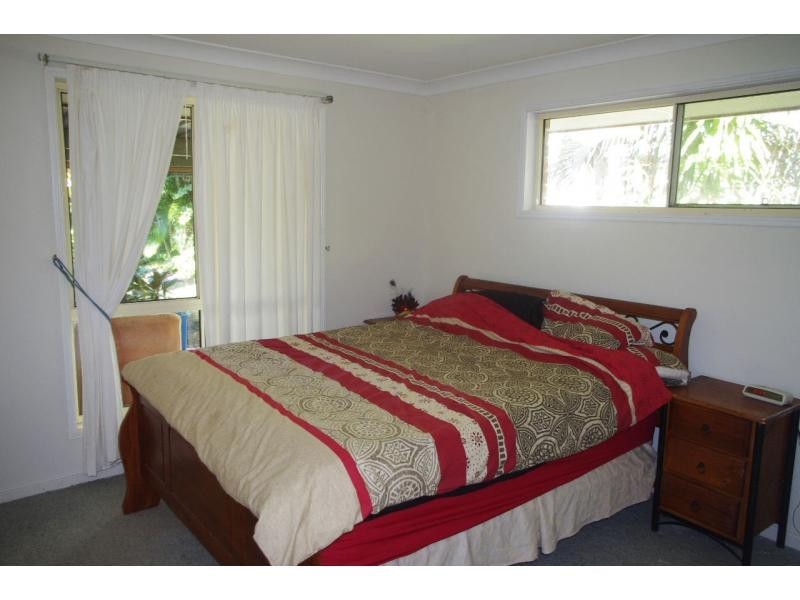 24 Treasure Island Avenue, Karragarra Island QLD 4184