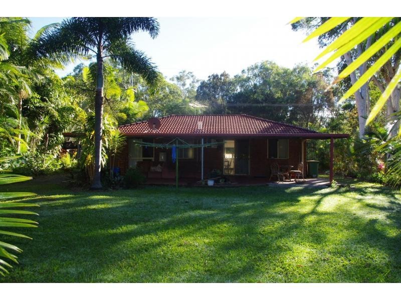 24 Treasure Island Avenue, Karragarra Island QLD 4184