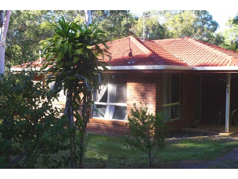 24 Treasure Island Avenue, Karragarra Island QLD 4184