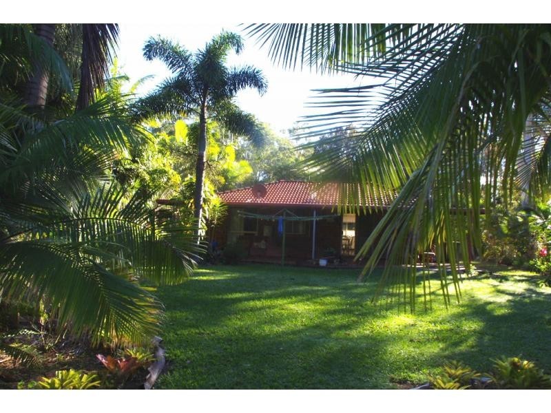 24 Treasure Island Avenue, Karragarra Island QLD 4184