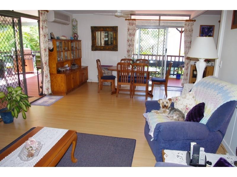 16 Noyes Parade, Karragarra Island QLD 4184