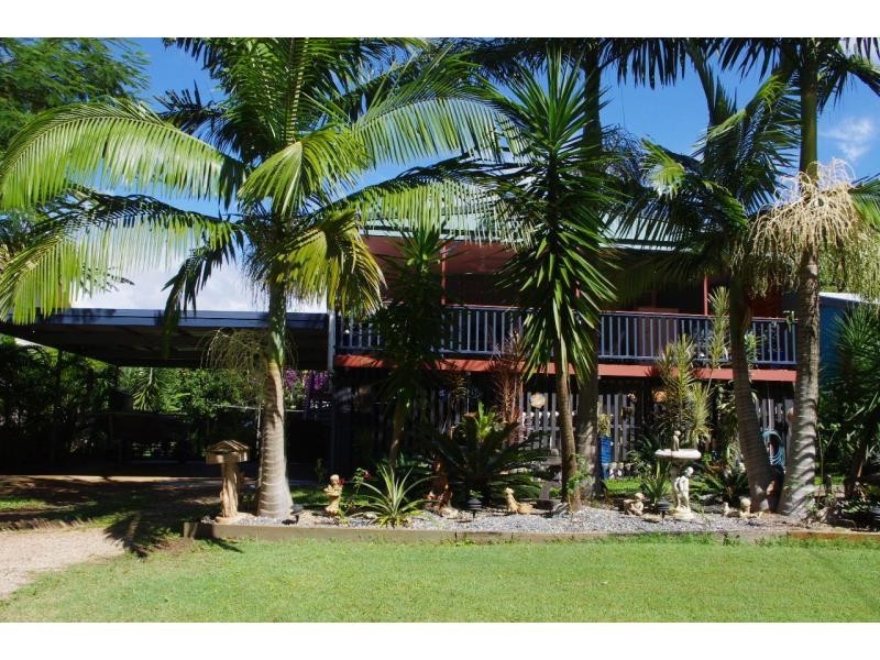 16 Noyes Parade, Karragarra Island QLD 4184