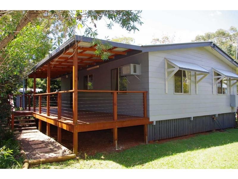 48 Noyes Parade, Karragarra Island QLD 4184