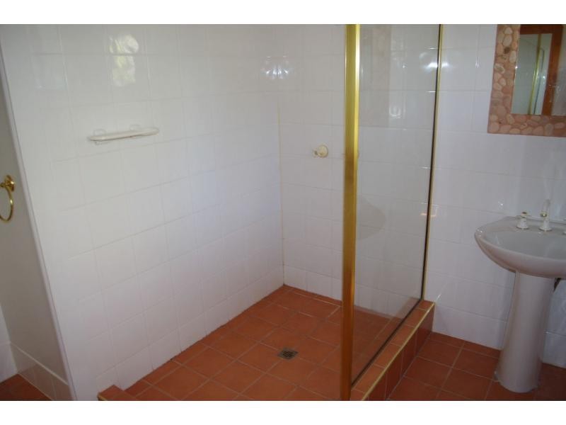 48 Noyes Parade, Karragarra Island QLD 4184