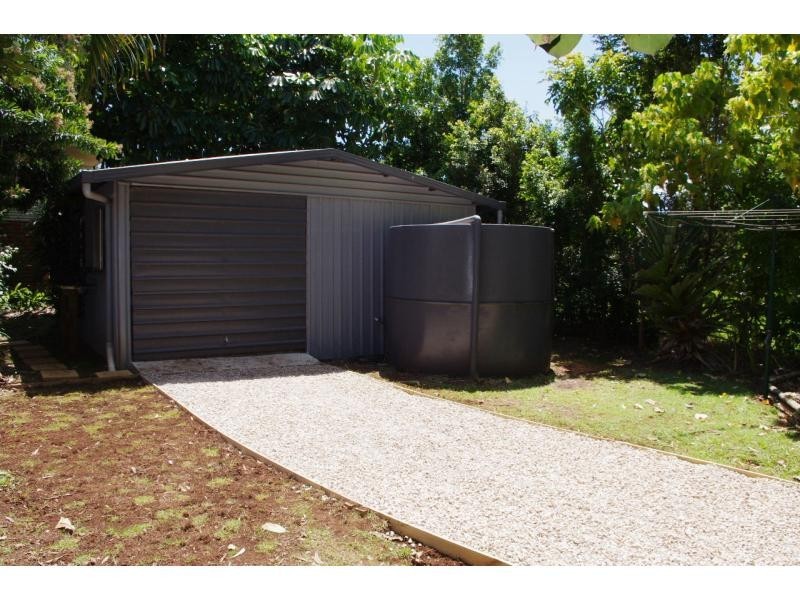 48 Noyes Parade, Karragarra Island QLD 4184