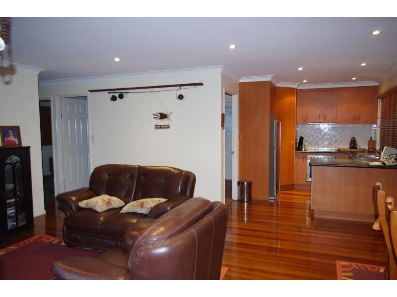 4 McBean Street, Karragarra Island QLD 4184