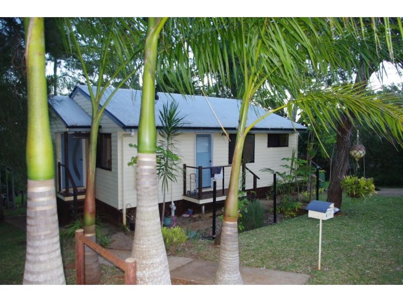 4 McBean Street, Karragarra Island QLD 4184