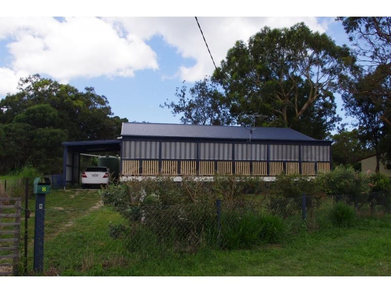 8 Alexander Street, Macleay Island QLD 4184
