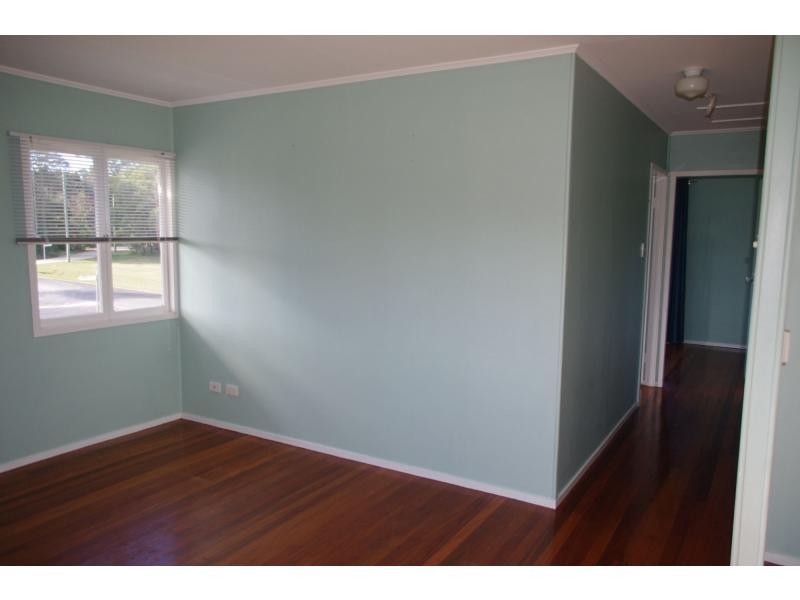 1 Squire Street, Macleay Island QLD 4184