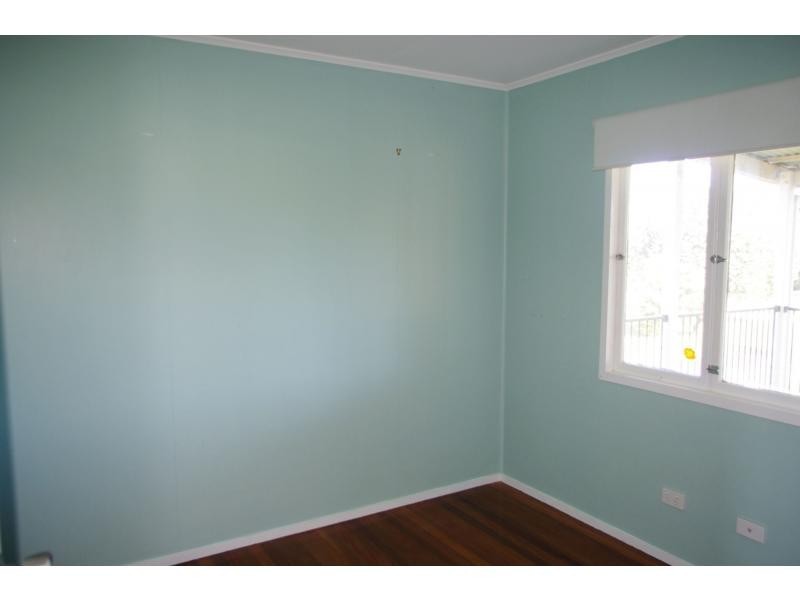 1 Squire Street, Macleay Island QLD 4184