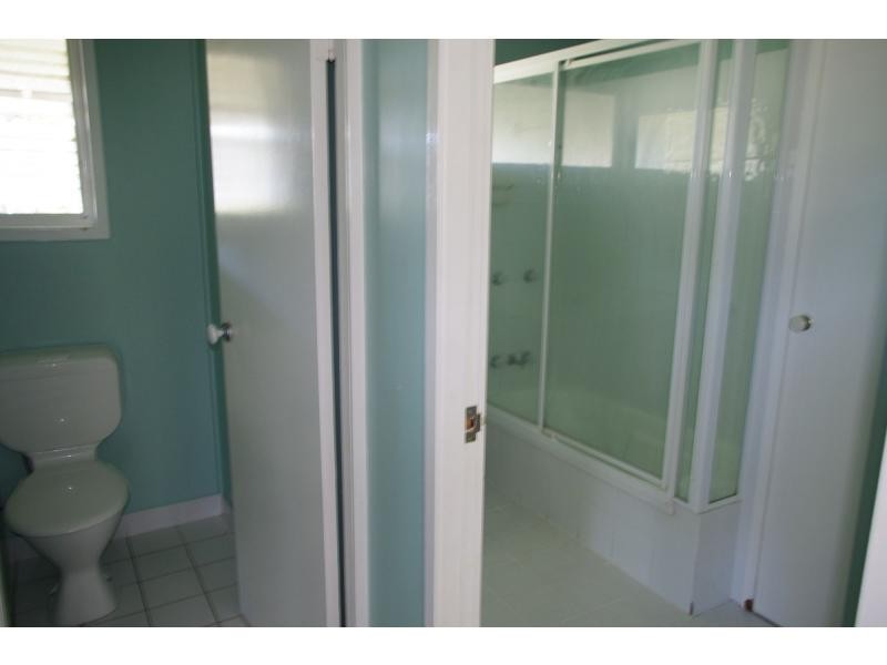 1 Squire Street, Macleay Island QLD 4184