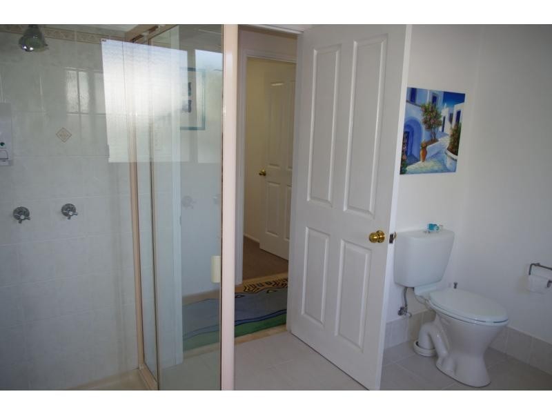 10-12 Eastern Road, Macleay Island QLD 4184