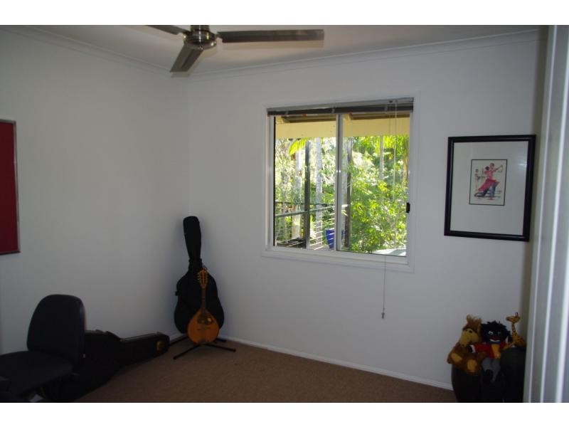 10-12 Eastern Road, Macleay Island QLD 4184