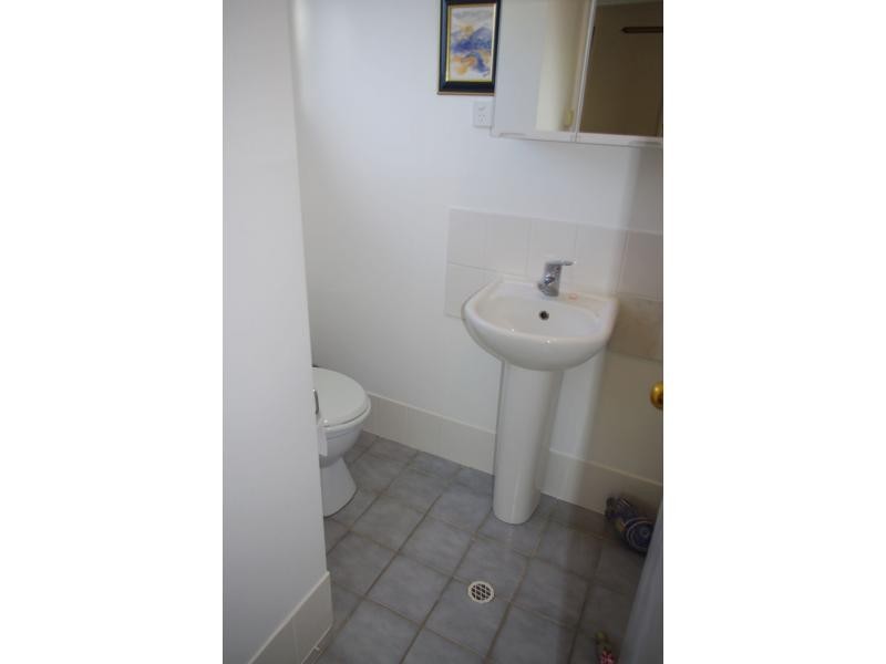 10-12 Eastern Road, Macleay Island QLD 4184