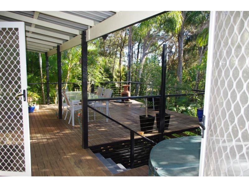 10-12 Eastern Road, Macleay Island QLD 4184
