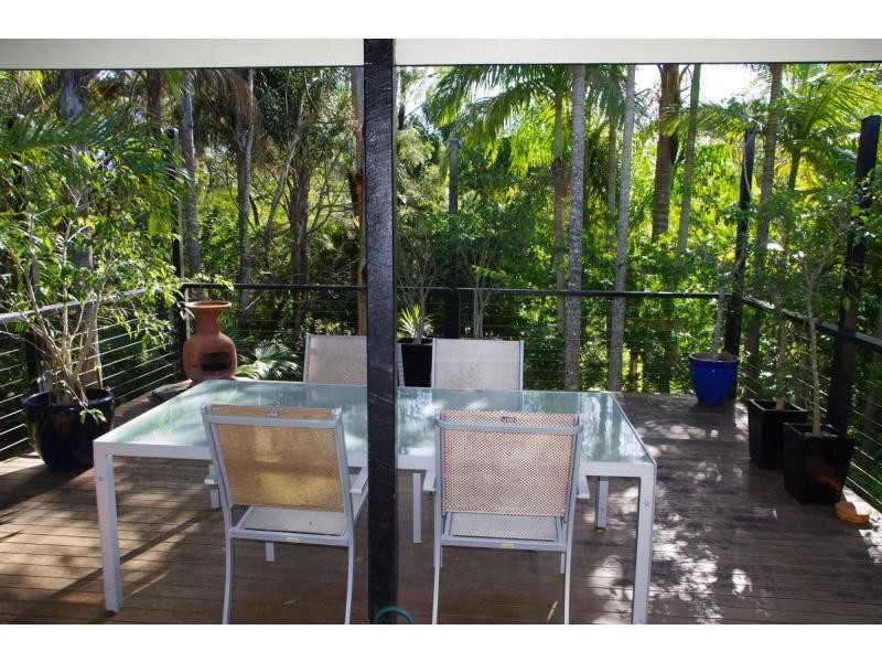 10-12 Eastern Road, Macleay Island QLD 4184